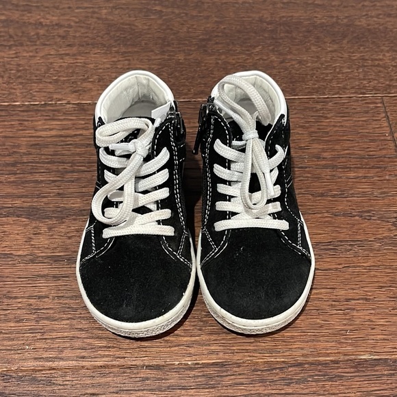 Primigi Baby Black Suede High Tops Size 5 - Picture 2 of 4